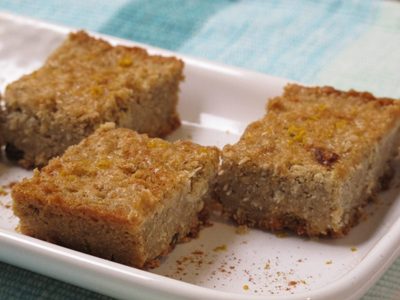 Cuadraditos de coco: esponjosos, fáciles de hacer y perfectos para una tarde de merienda lluviosa