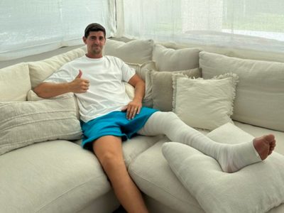 El portero del Real Madrid, Thibaut Courtois, sufre una rotura de ligamento cruzado anterior