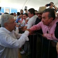AMLO deja "triángulo dorado del narco" en Durango con la promesa de apoyar a jóvenes y ejidatarios