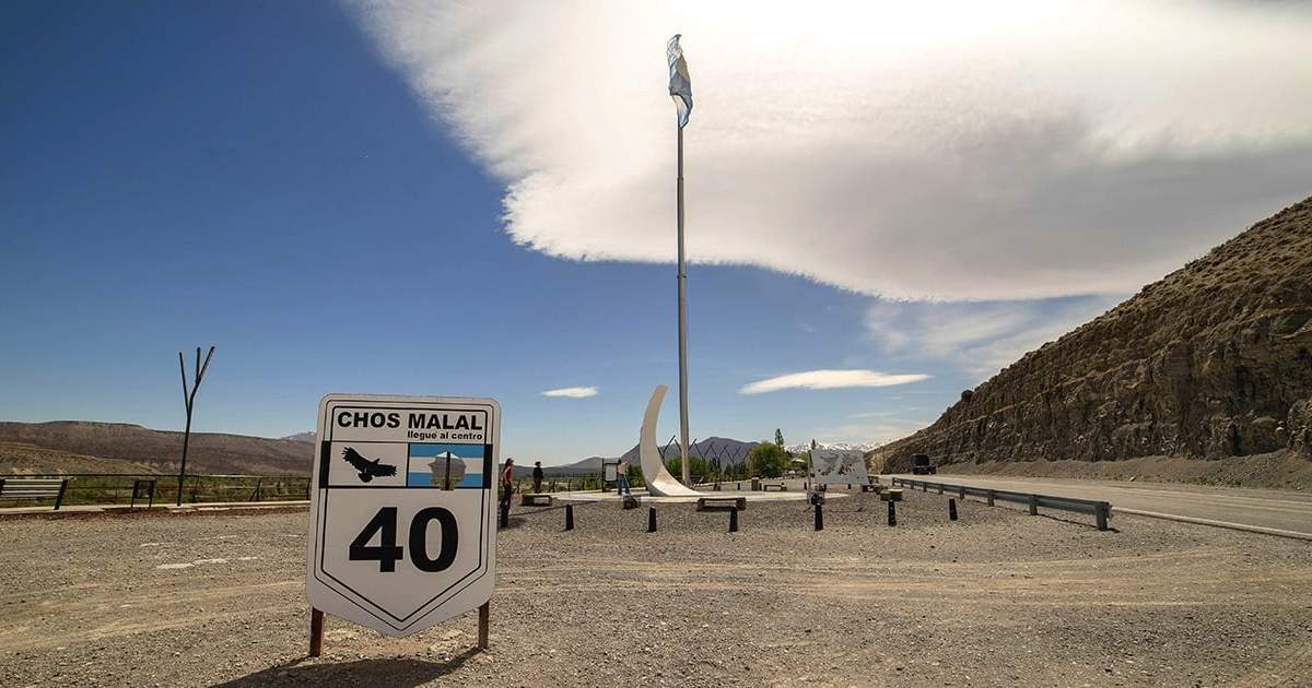 Las salidas desde Chos Malal se realizan los lunes, miércoles y viernes a las 21.00 horas. Fuente: (Neuquén Informa).