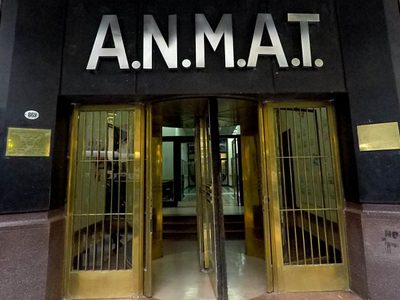 Esenciales contra el coronavirus: los dos productos que prohibió la ANMAT