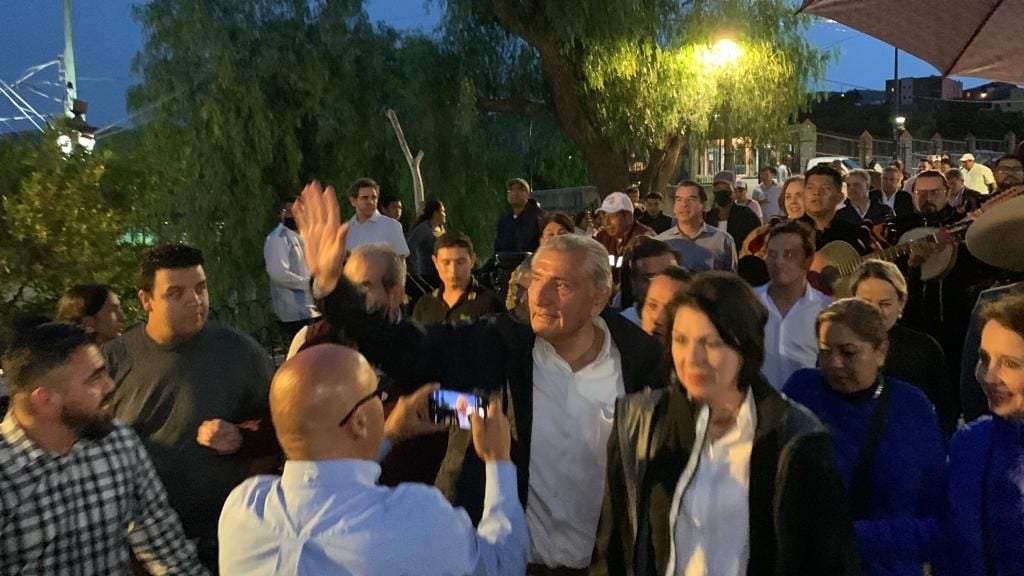 Adán Augusto López en su efímera visita a Guanajuato capital