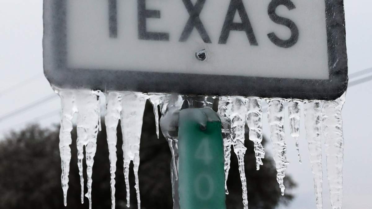 El estado sureño de Texas se ha congelado por completo con la ola de frío invernal. Fuente: (Twitter)