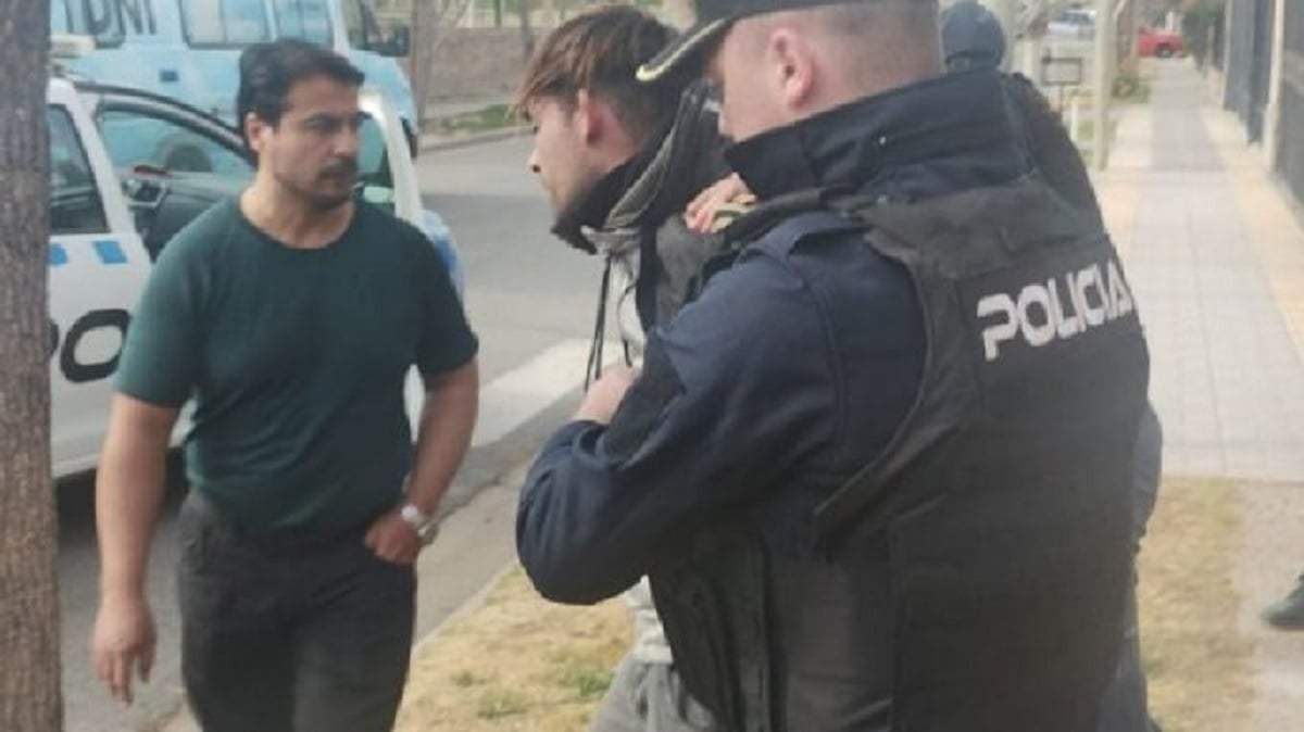 Cristian Villegas fue detenido cuando intentaba escapar con la moto. Fuente: (Tu Noticia)