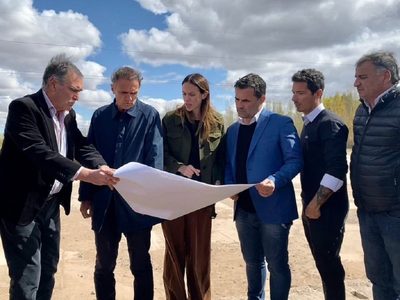 El ministro Katopodis encabezó un acto del Frente de Todos en Centenario