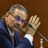 Hacienda anuncia una inyección de 3 mil 500 millones de dólares a Pemex