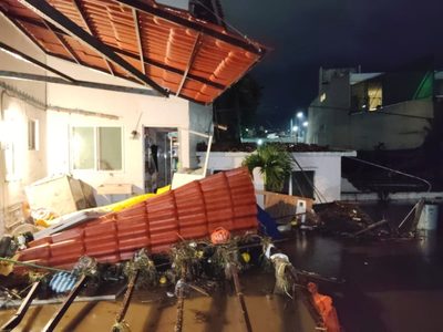 Más de 40 viviendas inundadas y afectaciones en 11 municipios de Morelos tras fuertes lluvias