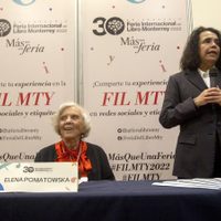 Elena Poniatowska divide opiniones por su crítica contra AMLO