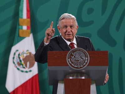 AMLO agradece a Slim por asumir el costo del tramo colapsado de la Línea 12 que construyó Carso