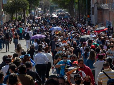 CDMX seguirá, una semana más en semáforo verde; bajan hospitalizaciones