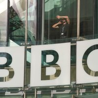 La BBC anuncia hasta 2 mil despidos en un duro plan para recortar el 10% de su presupuesto