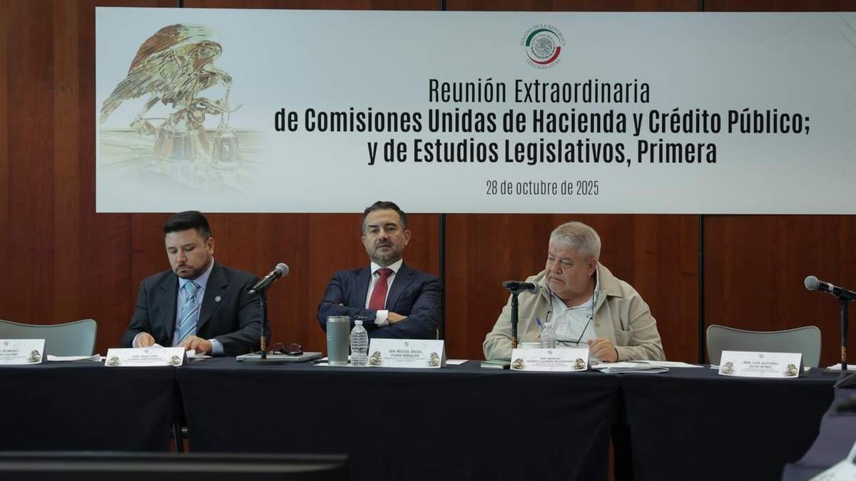 Reunión Extraordinaria de Comisiones Unidas de Hacienda y Crédito Público, y de Estudios Legislativos