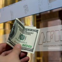 AFIP: esto tenés que hacer para que te devuelvan el 35% por la compra del dólar ahorro