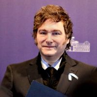 Irán volvió a criticar a Javier Milei por su apoyo a Israel a días de un nuevo aniversario del atentado a la AMIA
