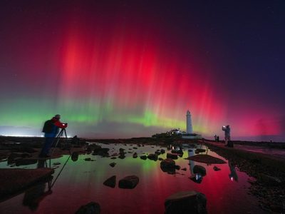 Tormentas solares generan coloridas auroras boreales en zonas inesperadas de EU