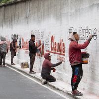 Sheinbaum impugnará orden del INE para que borre 43 bardas en la CDMX
