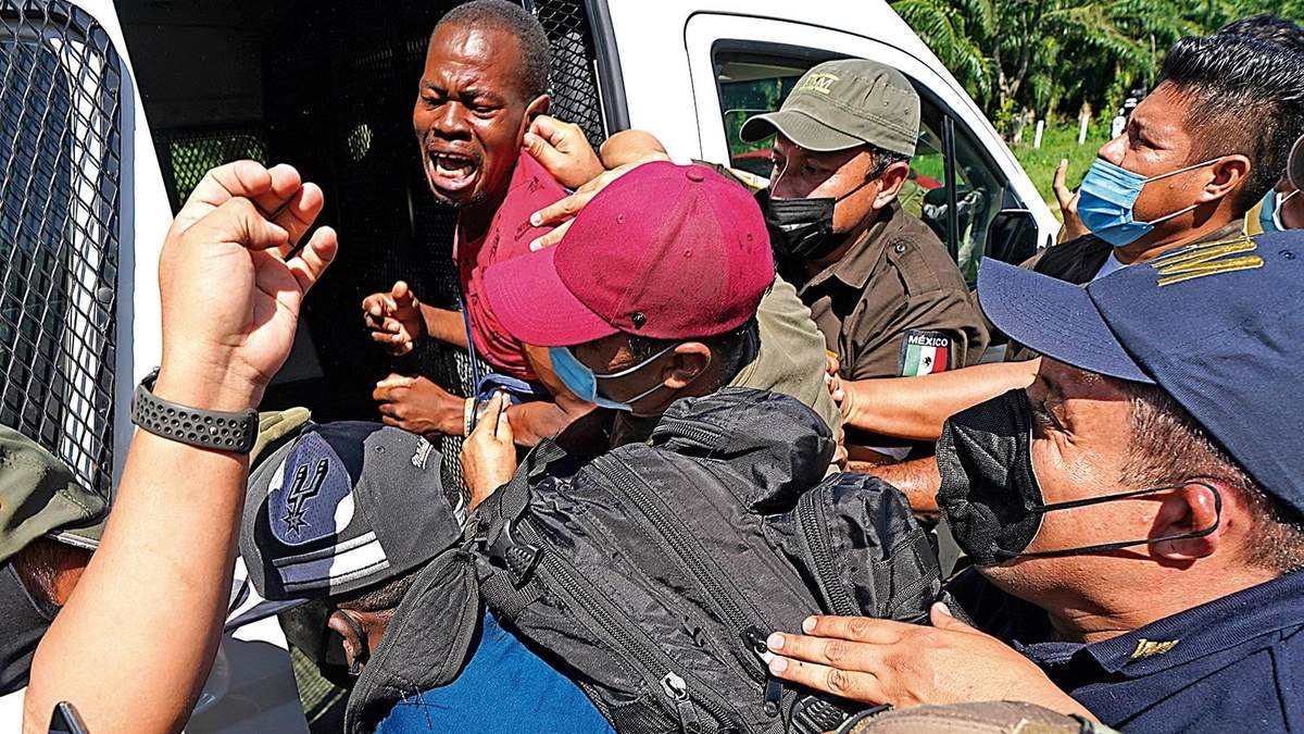 Un migrante detenido cerca de Tapachula