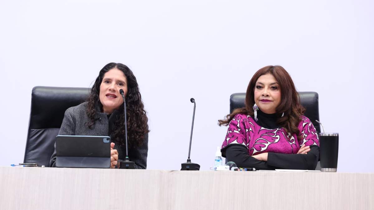 La fiscal de la CDMX, Bertha Alcalde, y la jefa de Gobierno capitalino, Clara Brugada, en conferencia de prensa por el operativo realizado en el Refugio Franciscano, por maltrato y crueldad animal, el miércoles 7 de enero de 2026