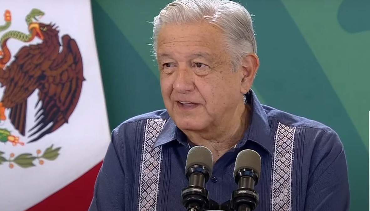 El presidente durante su conferencia matutina en Quintana Roo