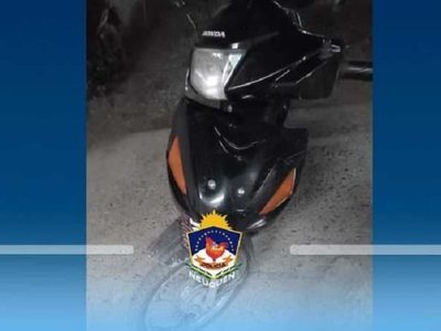 Policía de Centenario frustró el robo de una motocicleta y demoró a dos personas