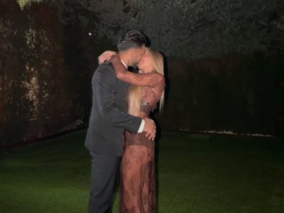 Tras la polémica: la figura de la Selección Argentina que posó junto a su nueva novia