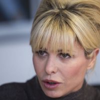 ¿Scioli la saludó? Karina Rabolini y un triste festejo de cumpleaños en cuarentena. ¡Terrible!