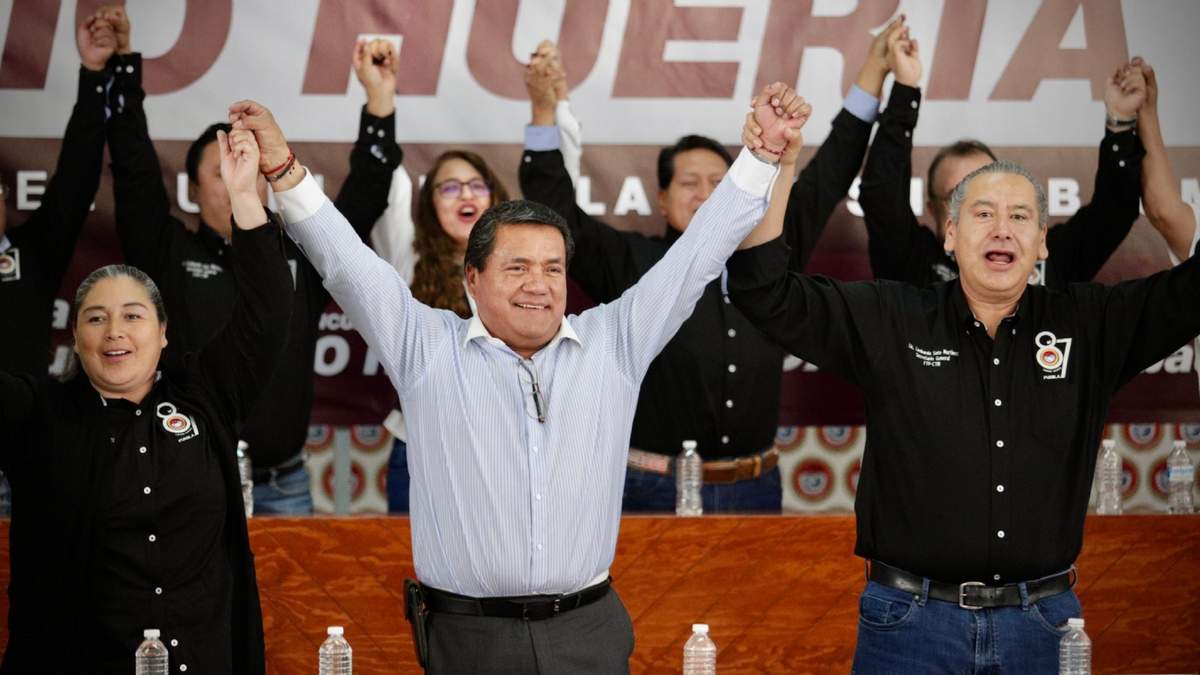 Julio Huerta Gómez festeja apoyo de Leobardo Soto Martínez y de la CTM