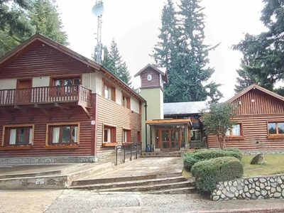 La municipalidad de Villa la Angostura enfrenta un millonario reclamo de un ex funcionario que fue exonerado