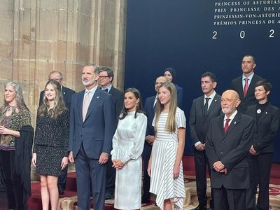Matos recibe el Princesa de Asturias; pide a México y España “no guardar rencores y mirar adelante”