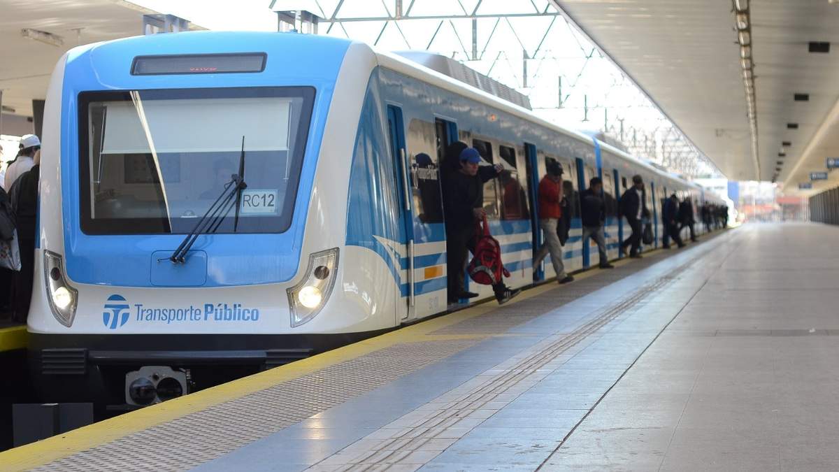 Los trenes podrían quedar sin servicio. Fuente: (Twitter)