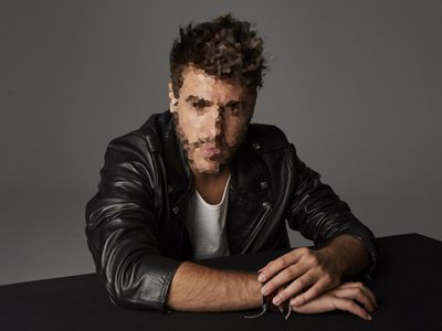 El mundo del espectáculo español, en alerta: famoso cantante se ha contagiado de coronavirus
