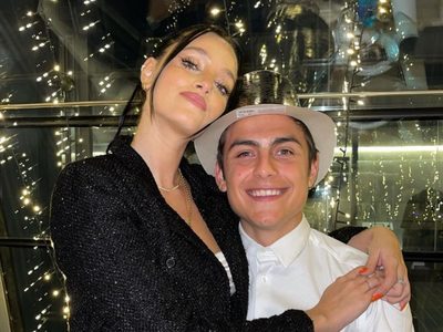 Karaoke y mucho amor: el video de Oriana Sabatini y Paulo Dybala a puro disfrute