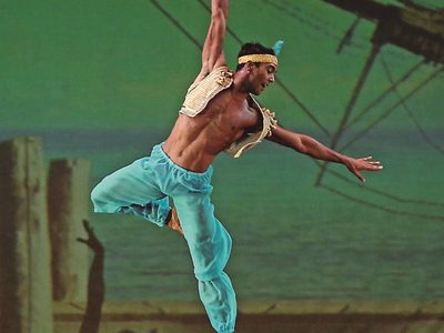Los bailarines, en el desamparo
