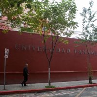 Tuiteros reprochan a la UP resolución del plagio que el presidente hizo en su tesis