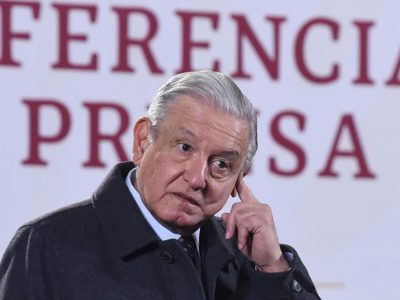 AMLO ordena la compra de medicamentos contra el covid-19