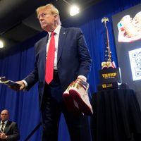 Expertos alertan por posibles conflictos de interés en negocios de la familia Trump