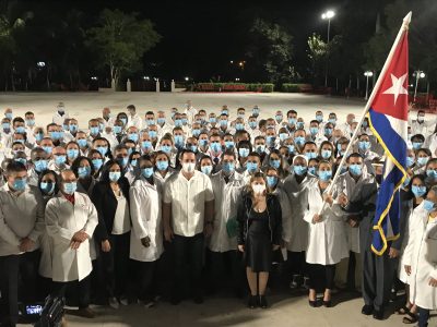 Casos de covid-19 se disparan en Cuba: supera los 15 mil
