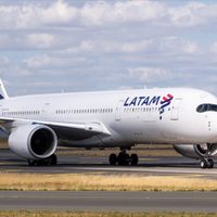 ¿Otra estatización? El Gobierno quiere que Latam siga operando en el país