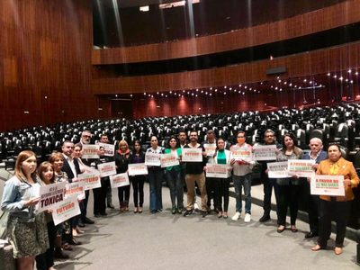 PRI, PAN y PRD negocian con el gobierno “tras bambalinas”, dice Movimiento Ciudadano