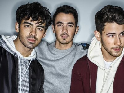¿Se separan? Jonas Brothers a los golpes, al estilo Kardashian. ¡Mirá!