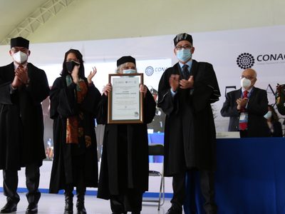 El INAOE celebra 50 años y entrega Honoris Causa a Elena Poniatowska