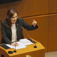 "¡Y AMLO calladito!”: Lilly Téllez lamenta la balacera en fila de vacunación para niños en Puebla