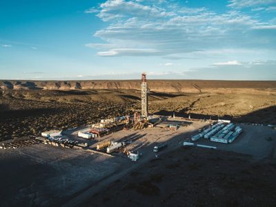 Luz verde para que Pampa Energía pague por incumplir el cupo laboral en yacimiento El Mangrullo