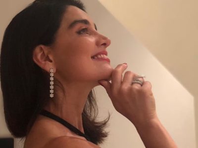 Verónica Varano revivió el jean urbano que ya tenés y que vas a querer usar en primavera