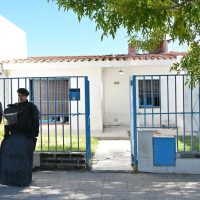 La Policía allanó el hogar Hue Lihue en el barrio Provincias Unidas