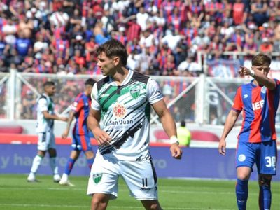 Con polémica, San Martín de San Juan sorprendió a San Lorenzo y sueña