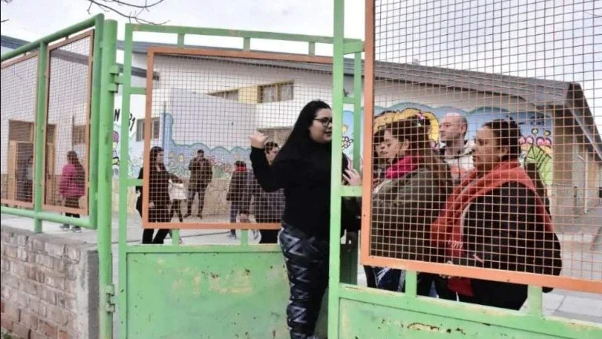 Padres del Jardín 31 en donde hubo denuncia por abusos. Fuente: (Diario RN).