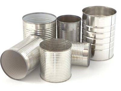 No tires las latas viejas que tenés en casa: creá estas macetas rústicas que van a quedar re bien en tu jardín este invierno
