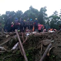 Un deslave sepulta decenas de casas en China y mata a 24 personas
