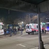 La fiscalía investiga al joven que chocó una garita en pleno centro y le formularía cargos